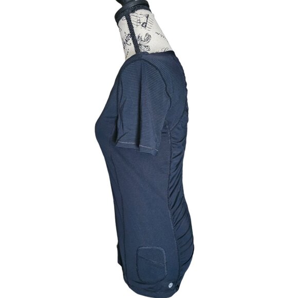 Lululemon Runner Up Short Sleeve Shirt Black - Picture 2 of 3